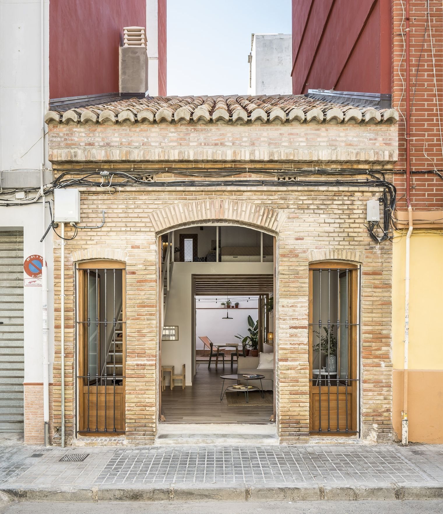 Casa Cabanyal. Reforma. Arquitectos Valencia. Nodopía. Fachada abierta